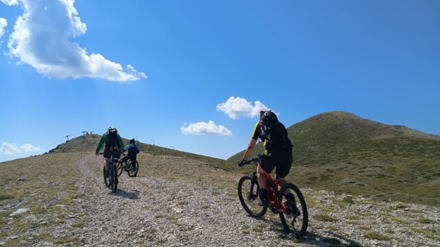 Monte Cotento in MTB da Filettino: cresta dei Simbruini e boschi tecnici
