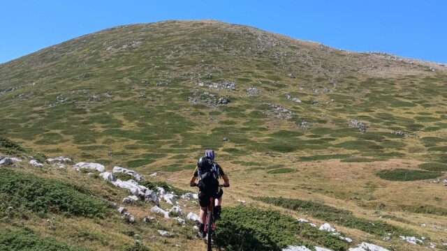 Monte Cotento in MTB da Filettino: cresta dei Simbruini e boschi tecnici