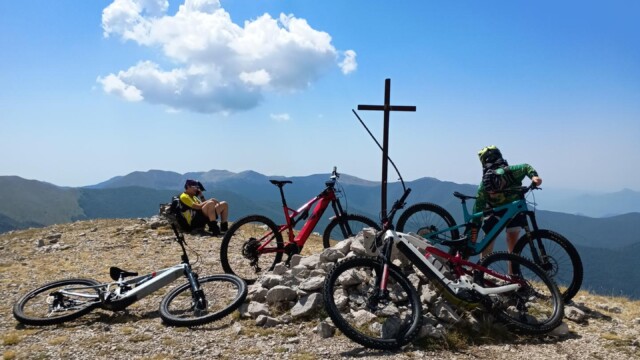 Monte Cotento in MTB da Filettino: cresta dei Simbruini e boschi tecnici