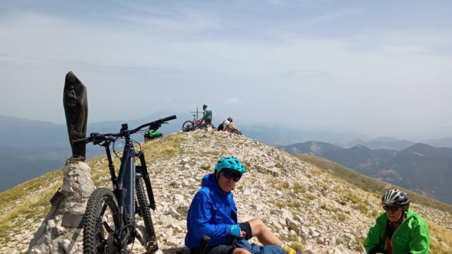 Monte di Cambio in MTB: dalla Valle Scura alle creste dei Monti Reatini
