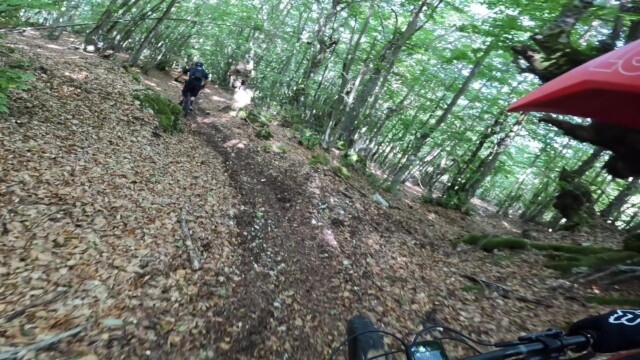 Fotogramma dal video a 01:31 Monte di Cambio in MTB: dalla Valle Scura alle creste dei Monti Reatini