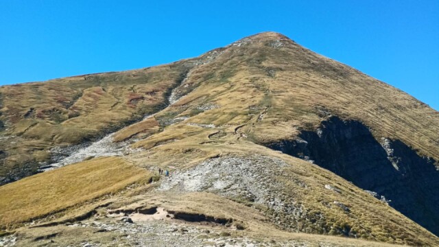 Laga selvaggia in MTB: Pizzo di Moscio, Cima Lepri e Cascata della Morricana